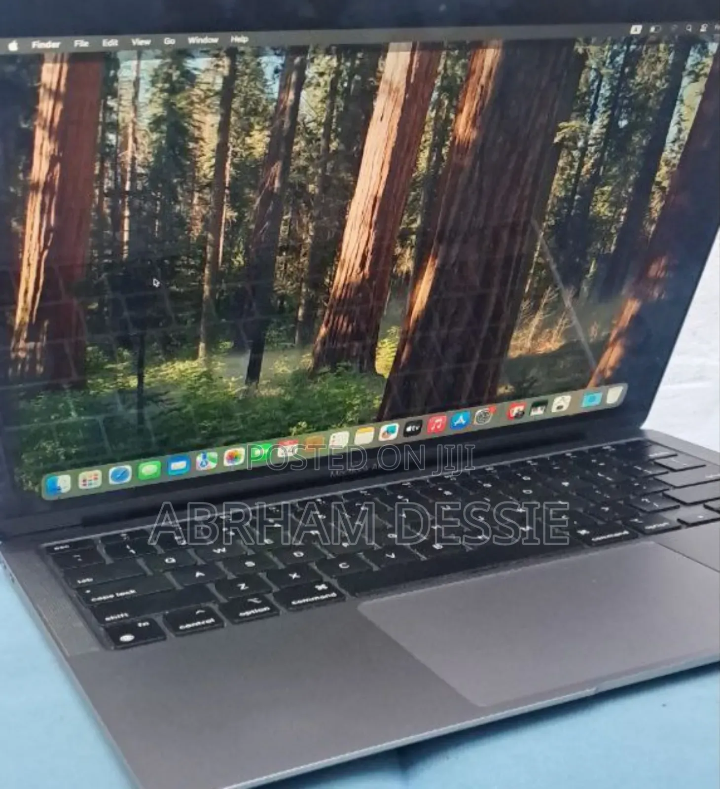 New Laptop Apple MacBook Air 2020 M1 16GB Apple M1 SSD 256GB