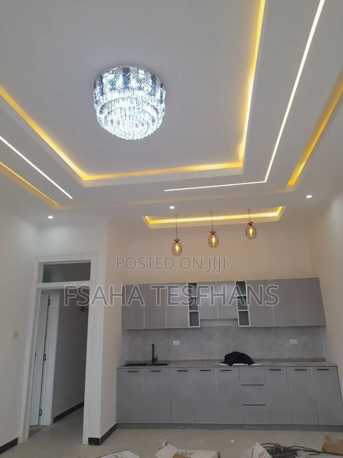 4bdrm House in Villa House, Bole for rent