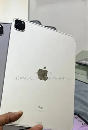 New Apple iPad Pro 11 (2020) 128 GB Silver