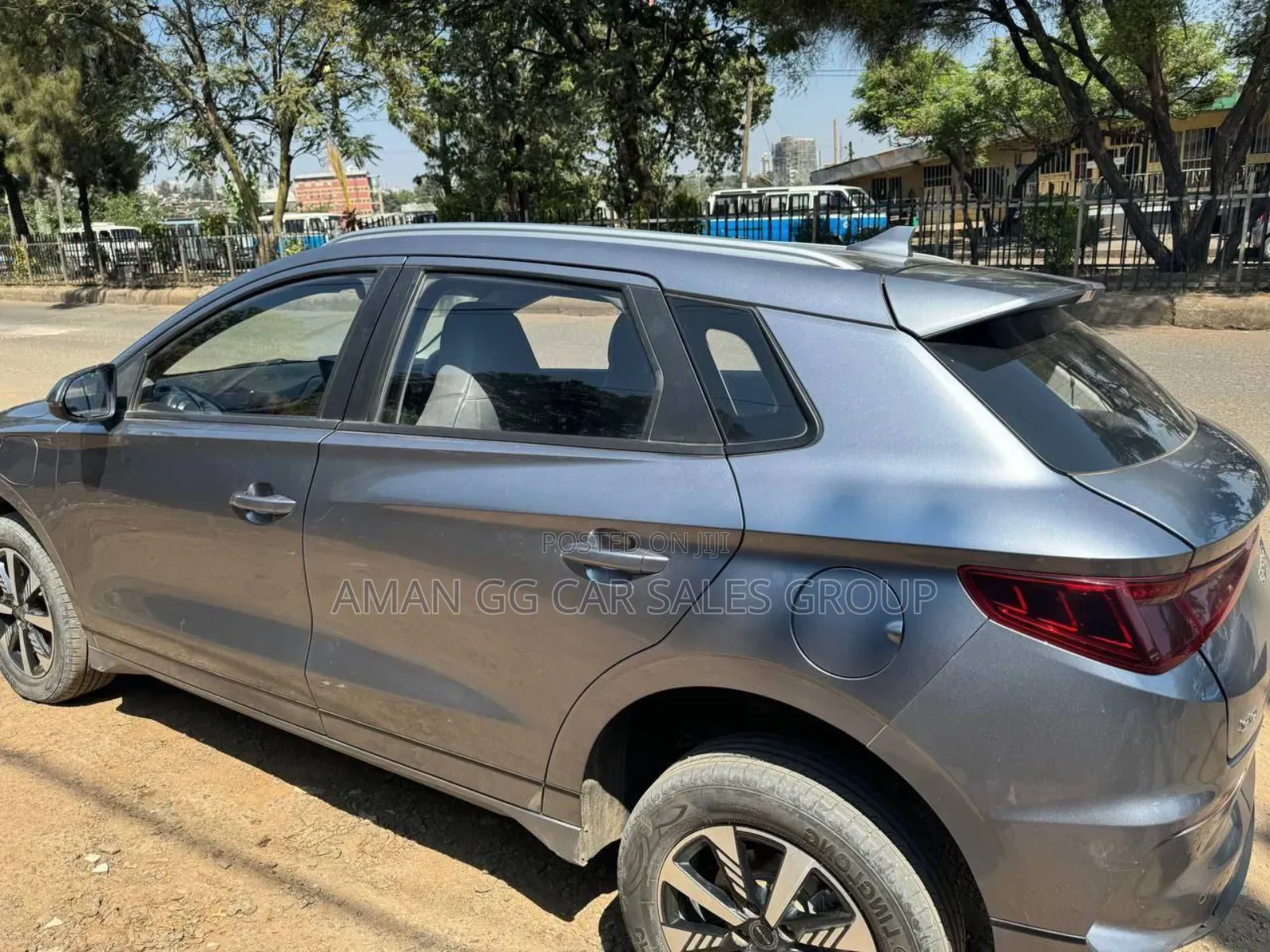 BYD E2 43 kWh 94 hp FWD 2025 Gray