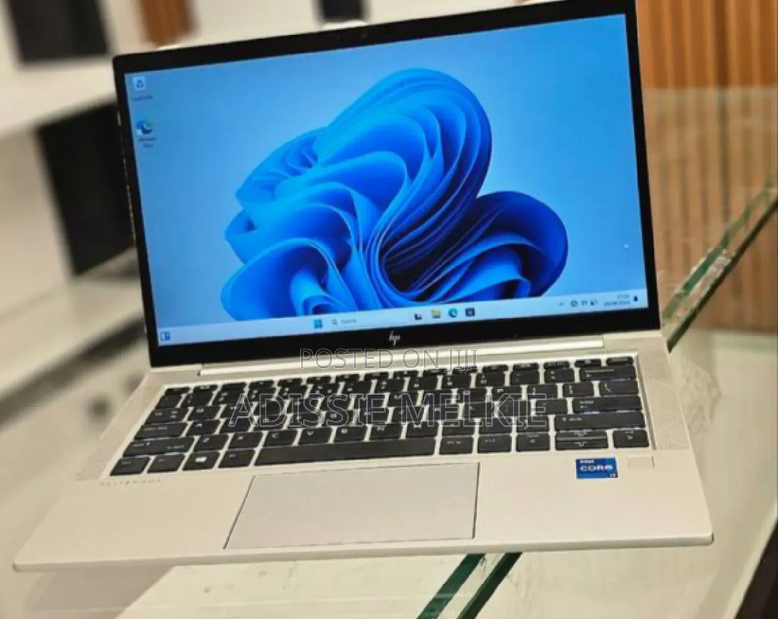 New Laptop HP EliteBook 830 G8 16GB Intel Core I7 SSD 512GB