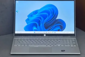 New Laptop HP Pavilion 10 16GB Intel Core I7 SSD 512GB