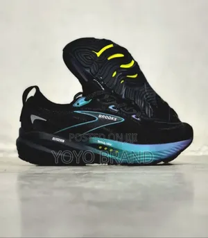 Brooks Glycerin 22 Road Running Fashion Sneaker