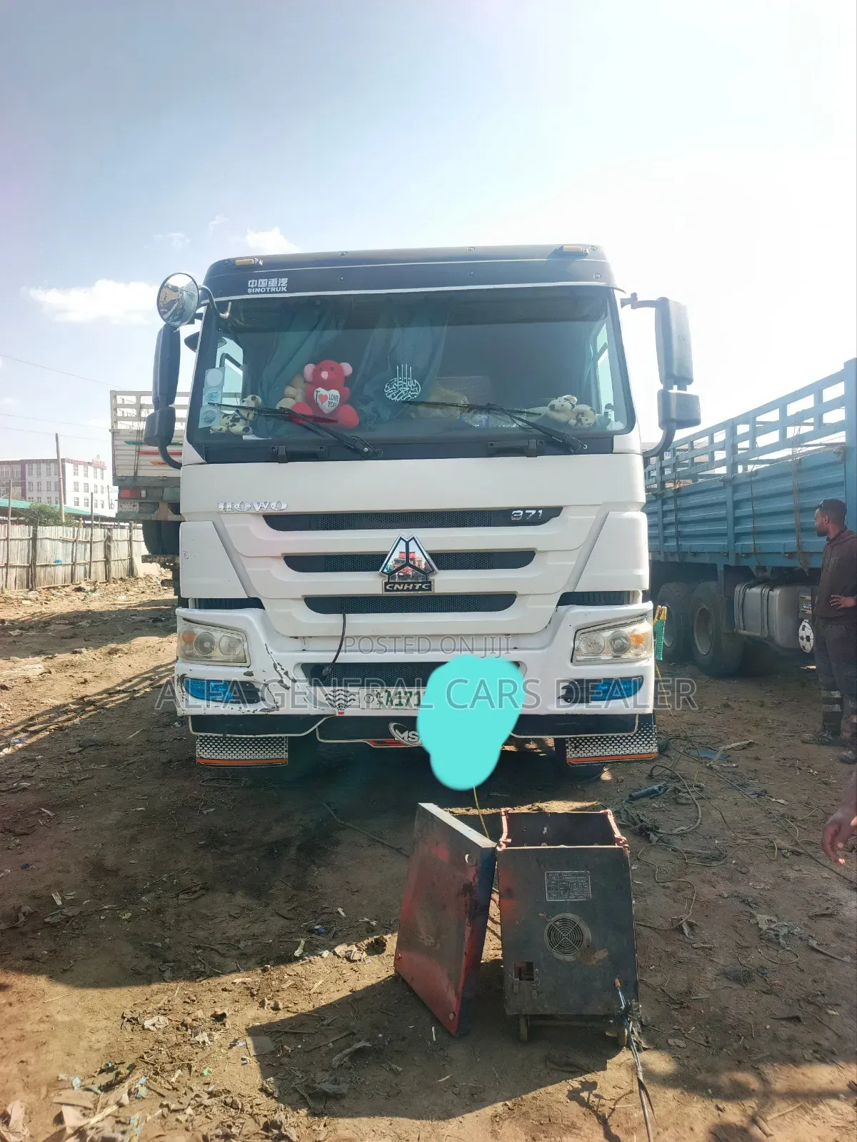 Sinotruk 2021 White