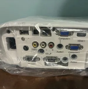 New Epson 2245u LCD Projector