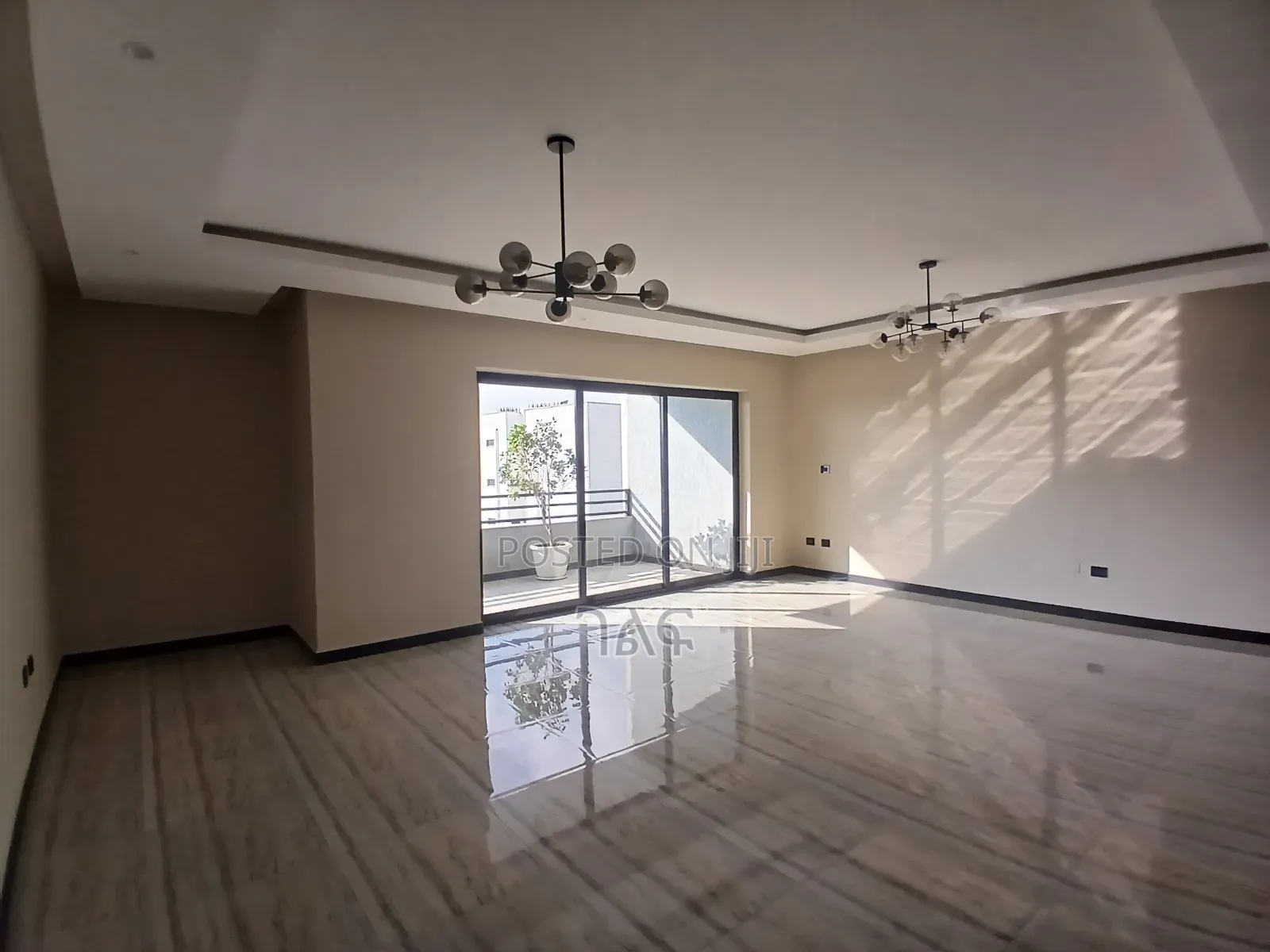 3bdrm Apartment in 236 ካሬ ቦሌ መስቀል ፍላወር, Bole for sale