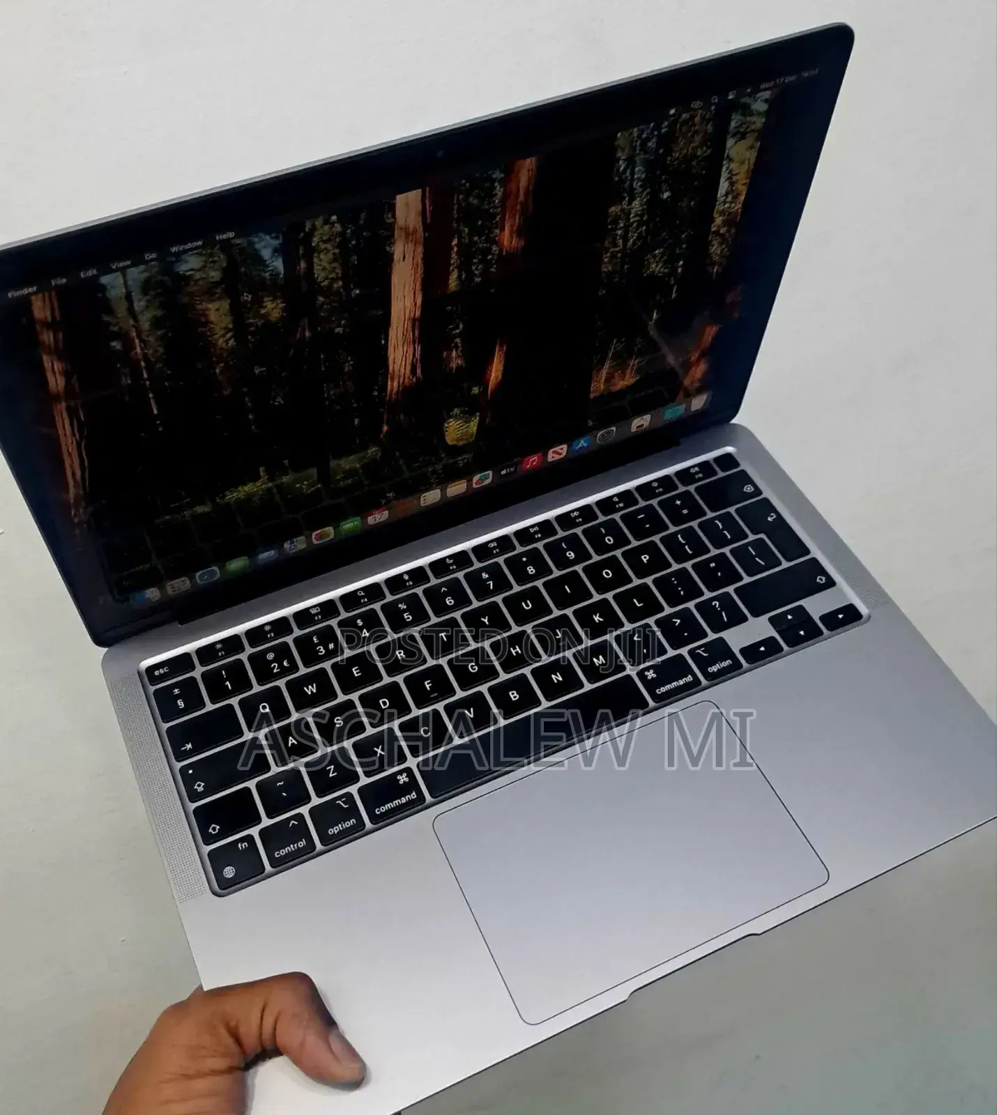 New Laptop Apple MacBook Air 2020 M1 16GB Apple M1 SSD 256GB