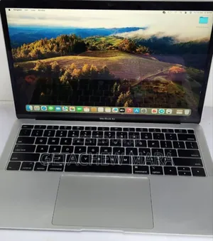 New Laptop Apple MacBook Air 2019 8GB Intel Core I5 SSD 256GB