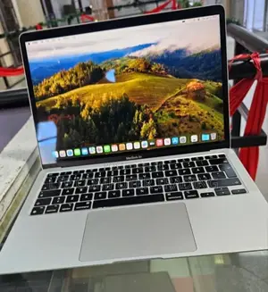 New Laptop Apple MacBook Air 2022 M2 8GB Apple M2 SSD 256GB