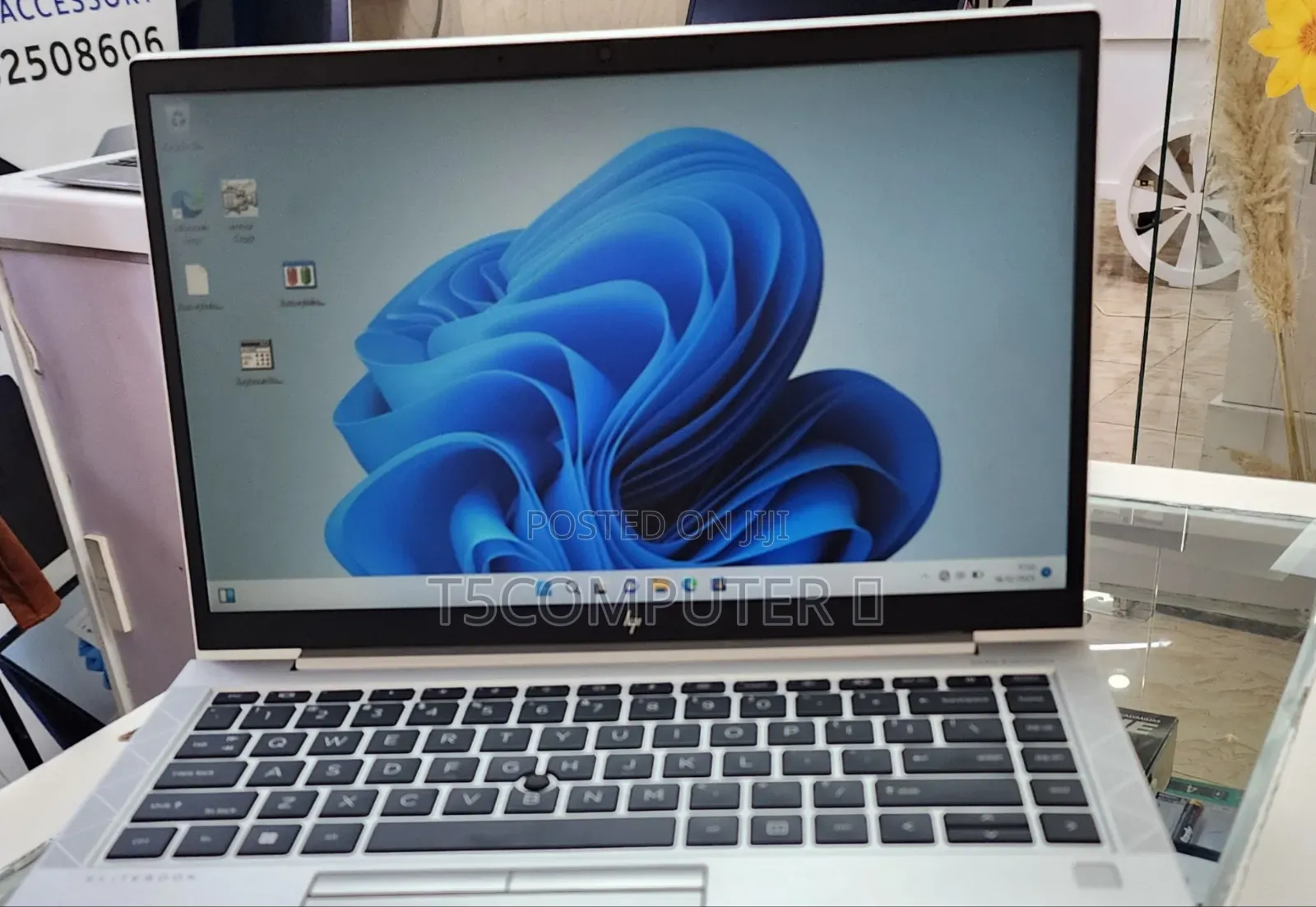 New Laptop HP EliteBook 845 G8 16GB AMD Ryzen 5 SSD 512GB