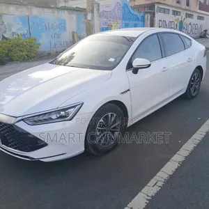 BYD Qin Plus DM-i 2024 White