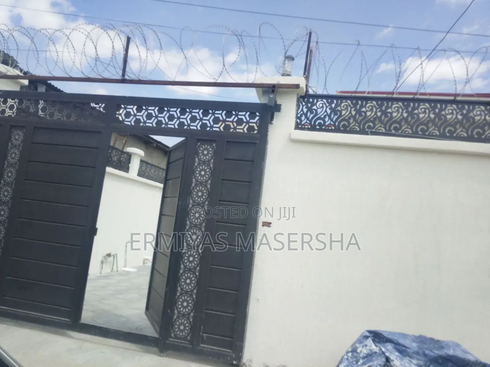 5bdrm House in Bole for sale