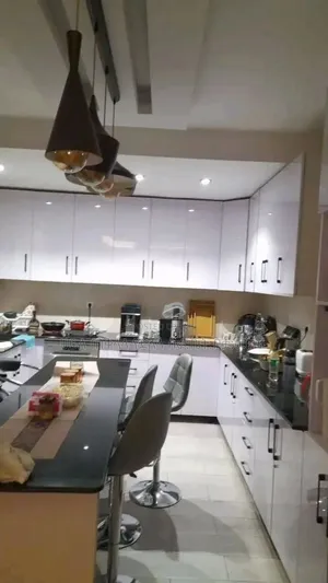 Furnished 8bdrm Townhouse/Terrace in አያት አካባቢ ኮምፋውንድ ግብ, Yeka for sale