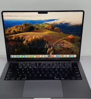 New Laptop Apple MacBook Pro M1 16GB Apple M1 Pro SSD 512GB