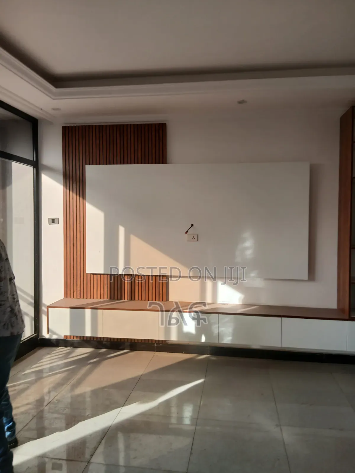 3bdrm Apartment in Bole : አለም ሲኒማ  ጀርባ for sale