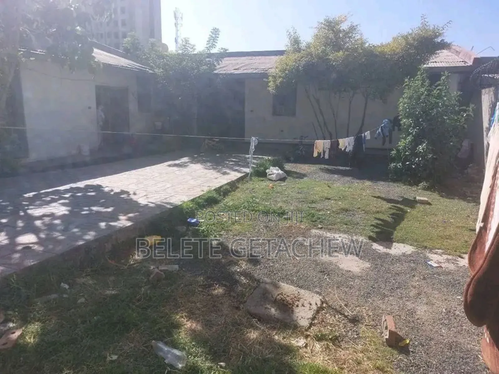 Ayat, L-Shape House for Sale 300sqm