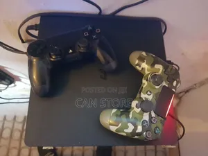 Ps4 Slim Dubai የገለገሉ በብዛት