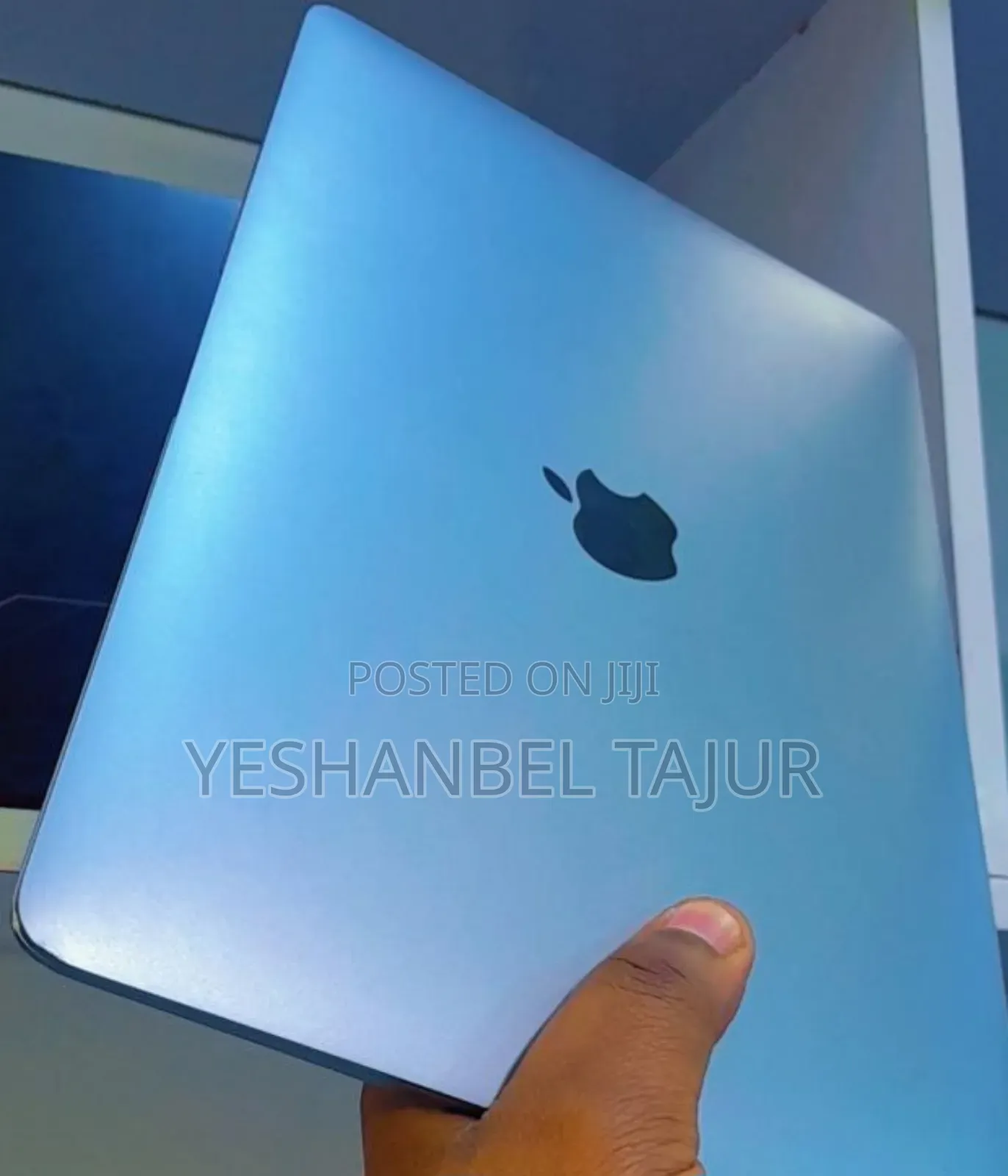 New Laptop Apple MacBook Air 2020 M1 8GB Apple M1 SSD 256GB