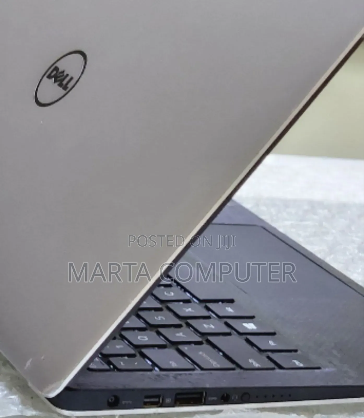New Laptop Dell XPS 15 8GB Intel Core I7 SSD 256GB
