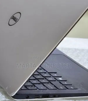New Laptop Dell XPS 15 8GB Intel Core I7 SSD 256GB
