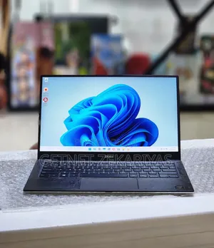 New Laptop Dell XPS 13 8GB Intel Core I7 SSD 256GB
