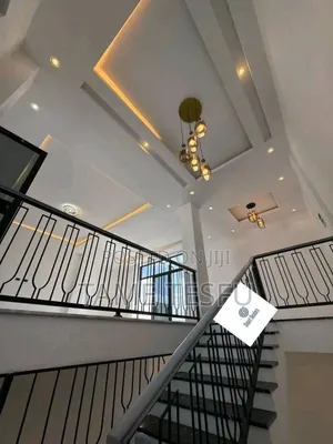 Furnished 8bdrm House in ቦሌ, Bole for sale