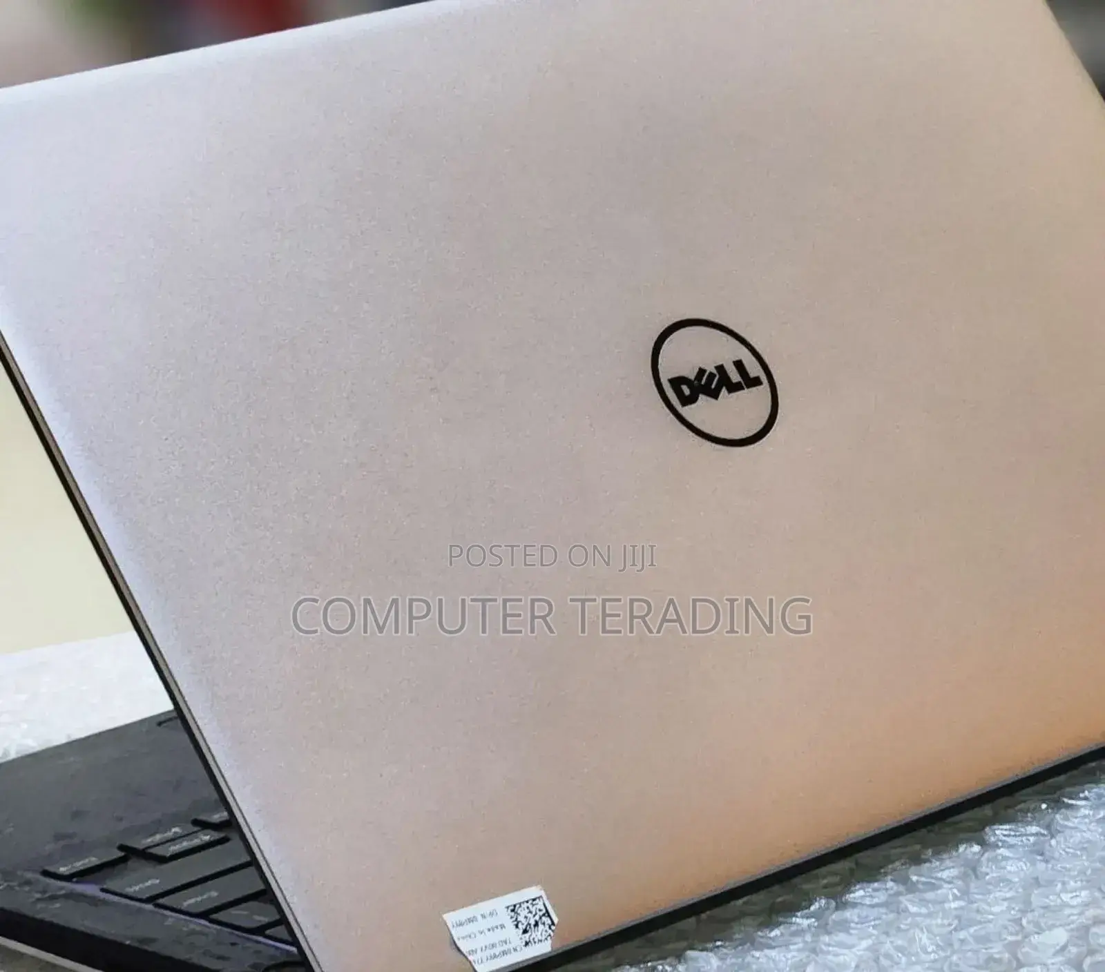 New Laptop Dell XPS 15 8GB Intel Core i7 SSD 256GB