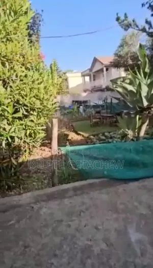 5bdrm House in Ayat Zone-5, G+1, Bole for sale