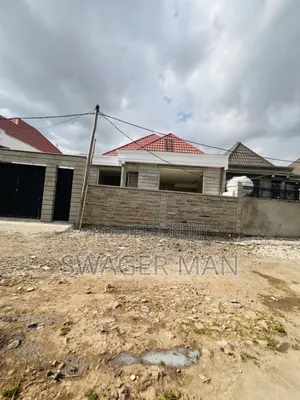 Furnished 5bdrm Villa in ለገ ጣፎ, Yeka for sale
