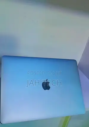 New Laptop Apple MacBook Air 2020 M1 8GB Apple M1 SSD 256GB