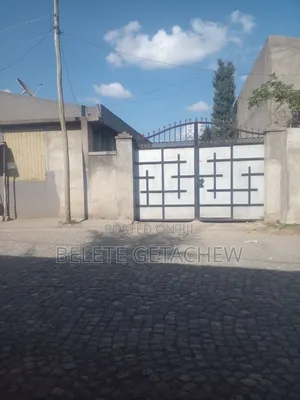 Ayat, L-Shape House for Sale 500sqm