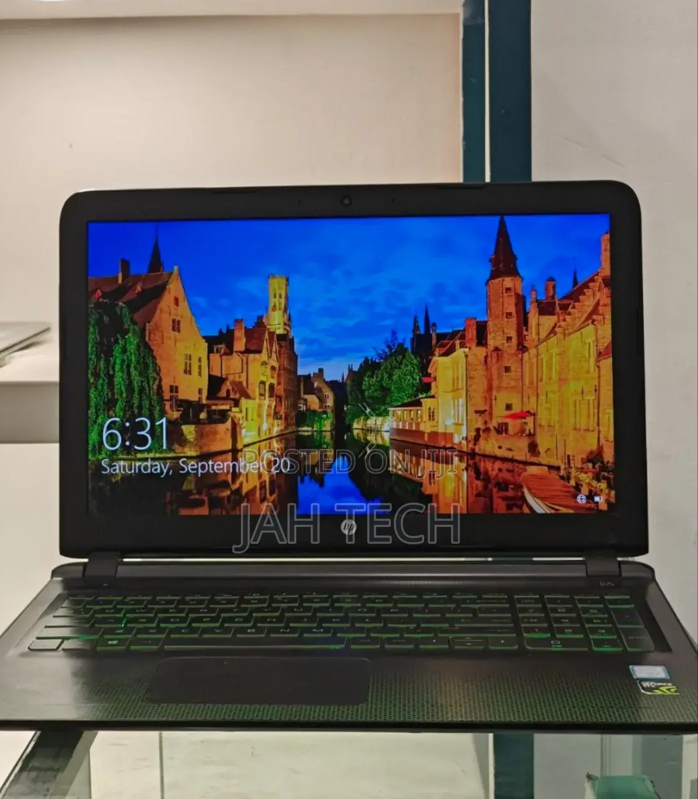 New Laptop HP Pavilion 15 12GB Intel Core I5 SSHD (Hybrid) 1.5T