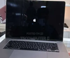 New Laptop Apple MacBook Pro 2019 32GB Intel Core I7 SSD 1T