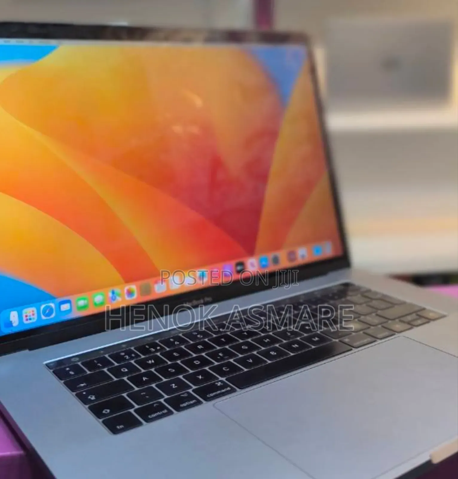New Laptop Apple MacBook Pro 2017 16GB Intel Core I7 SSD 512GB