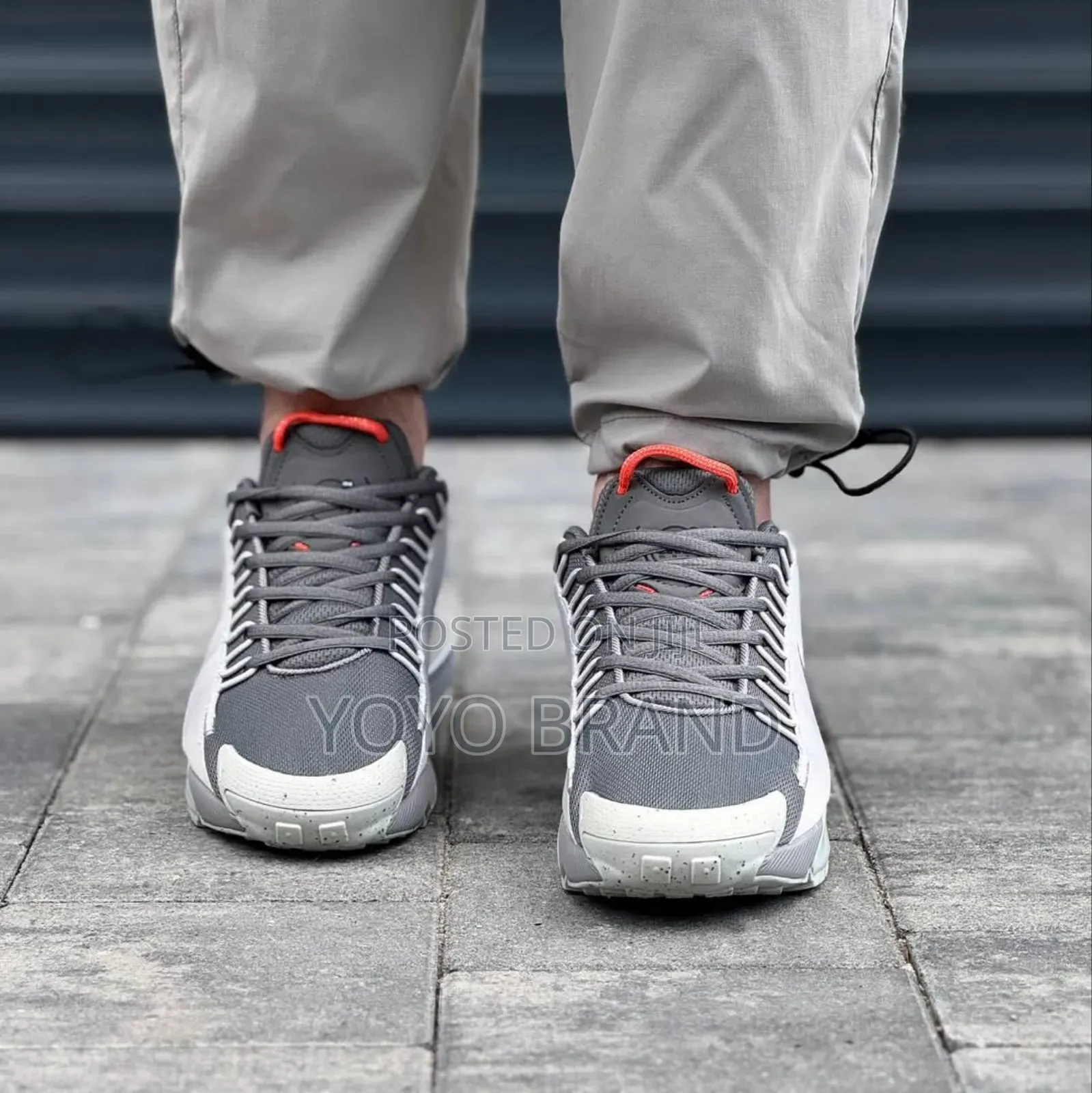 Nike Air Max Pluse Roam Casual Sneaker