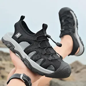New Arrival Men's Sandals Outdoor Creek Black Fashion Shoes