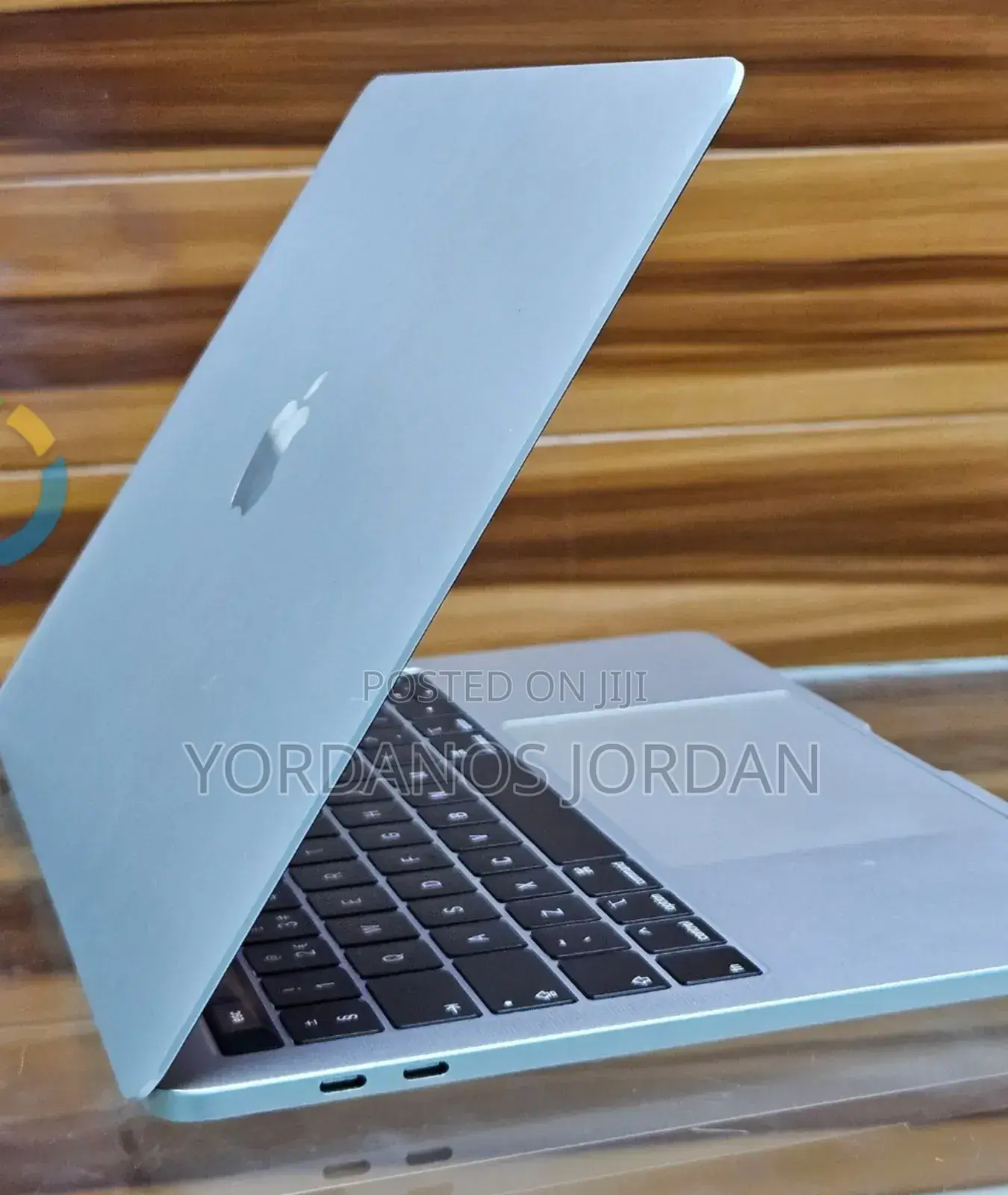 New Laptop Apple MacBook Air 2019 8GB Intel Core i5 SSD 128GB