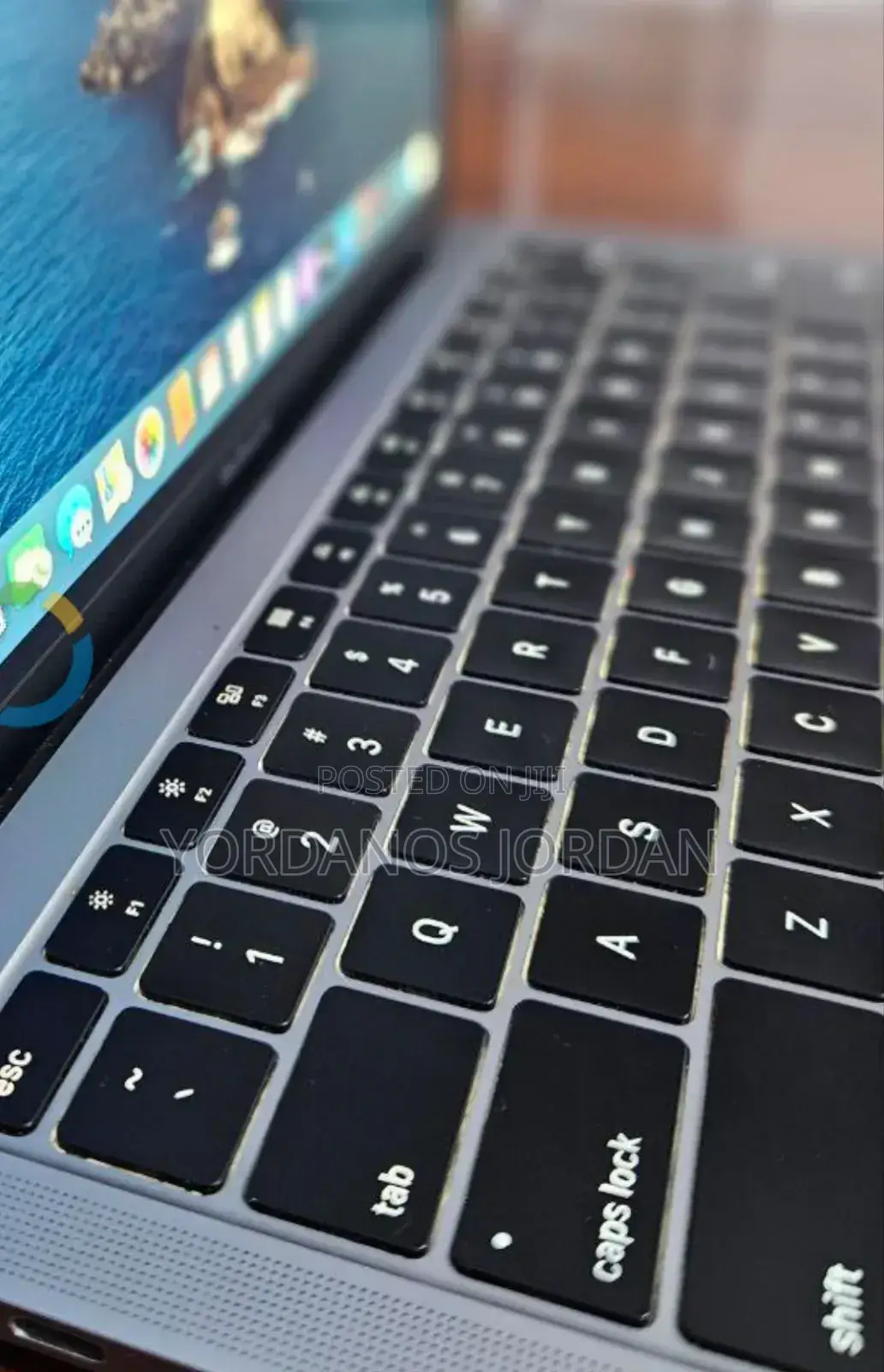 New Laptop Apple MacBook Air 2019 8GB Intel Core i5 SSD 128GB