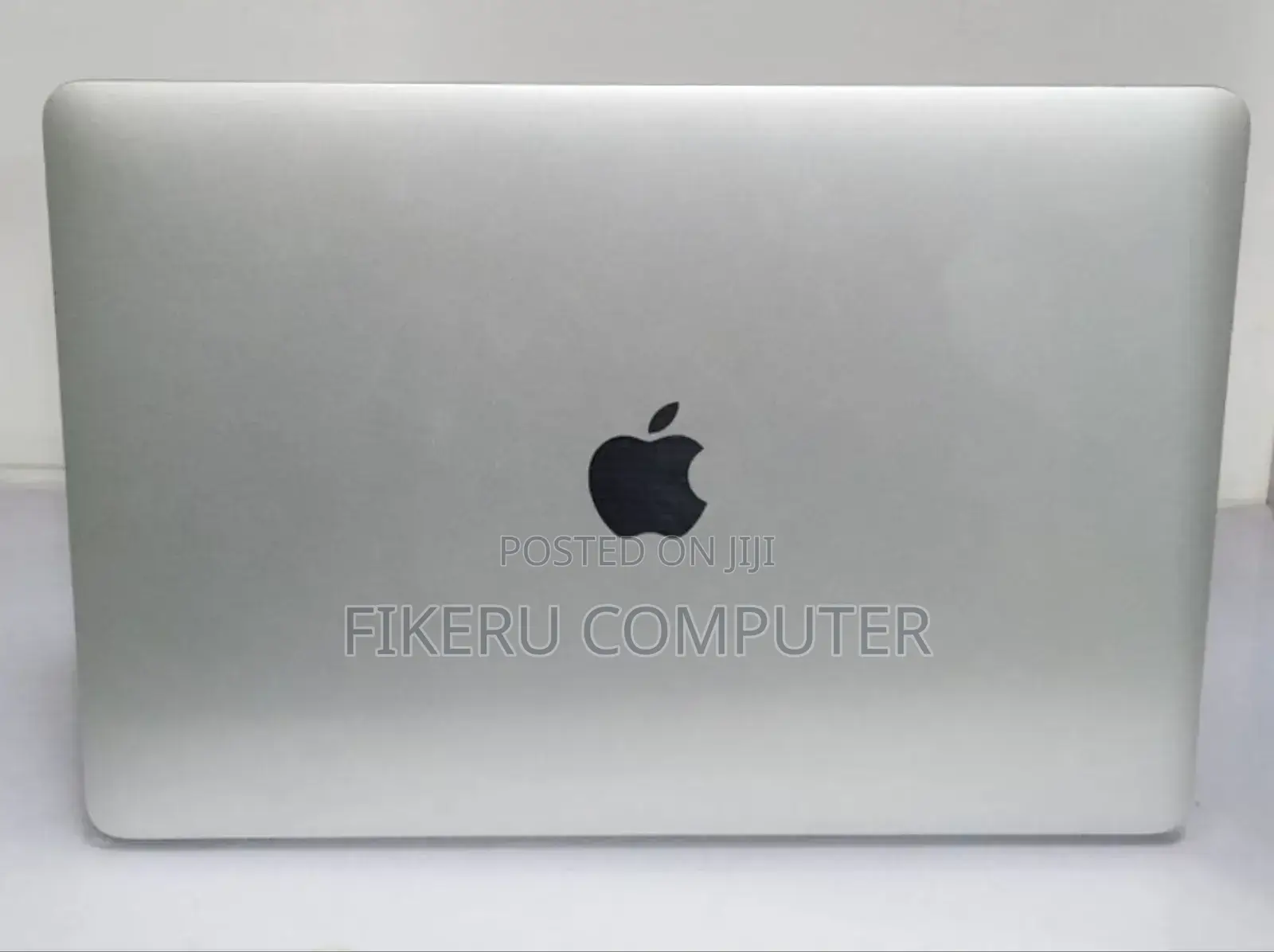New Laptop Apple MacBook Pro 2019 8GB Intel Core I5 SSD 256GB