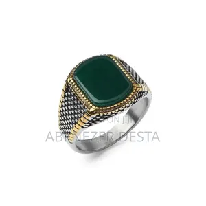 Men's High-Quality Stainless Steel Ring With a Green Onyx or Agate