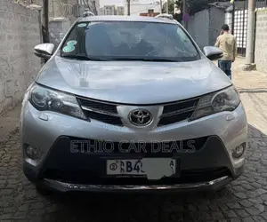 Toyota RAV4 2014 Silver