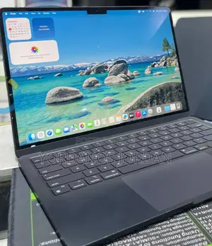 New Laptop Apple MacBook Air 2024 M3 13-Inch 8GB Apple M3 SSD 256GB