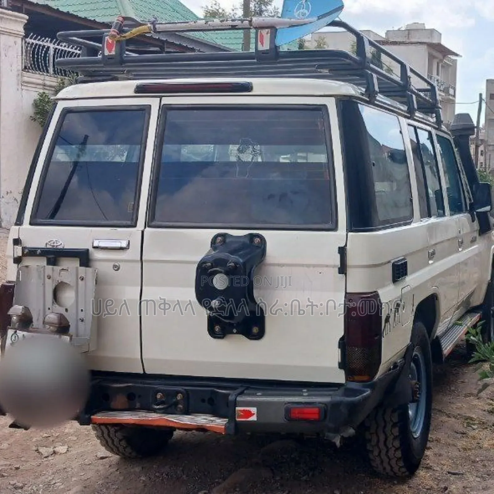 Toyota Land Cruiser 2015 White