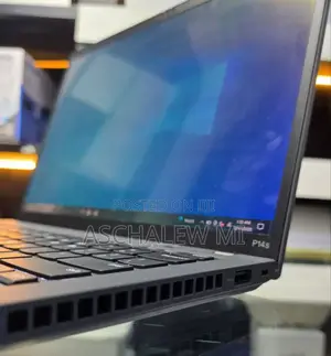 New Laptop Lenovo ThinkPad T14 32GB Intel Core i7 SSD 512GB