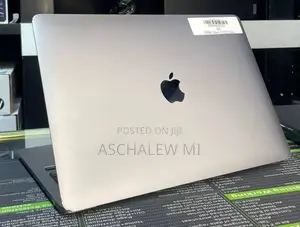 New Laptop Apple MacBook Pro 2022 M2 8GB Apple M2 SSD 256GB