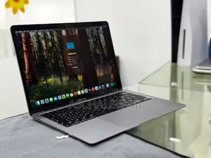 New Laptop Apple MacBook Air 2020 8GB Apple M1 SSD 256GB