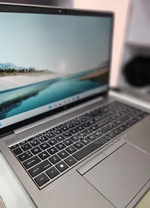 New Laptop HP ZBook Studio G8 16GB Intel Core I7 SSD 1T
