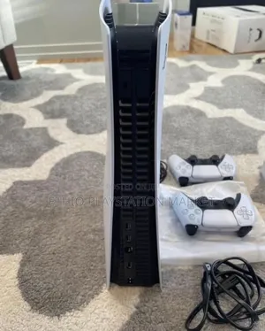 Playstation 5 Fat በነጭ ከለይ አዲስ ነው ቦሌ