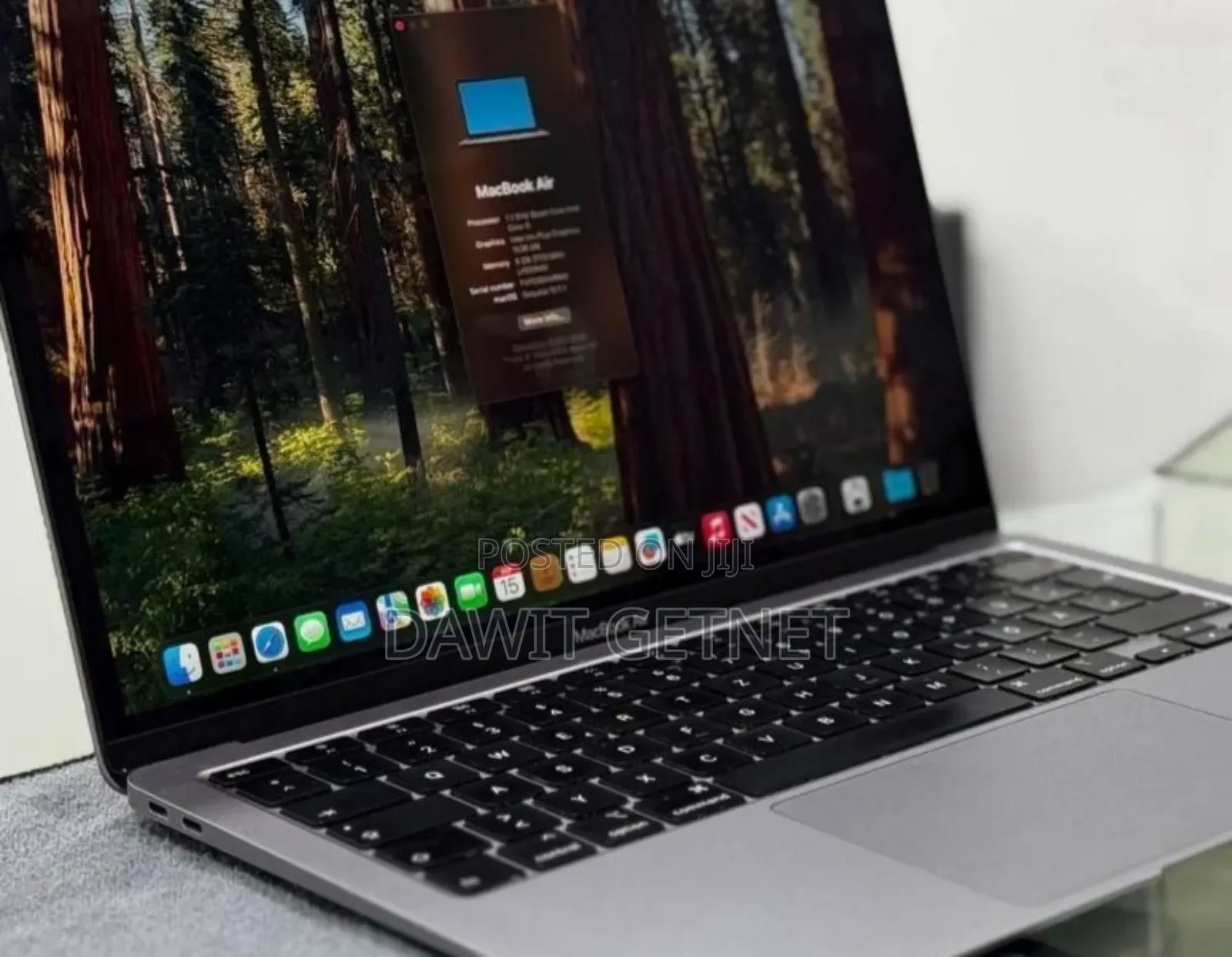 New Laptop Apple MacBook 2020 8GB Intel Core I3 SSD 256GB