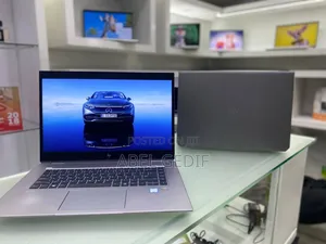 New Laptop HP ZBook Firefly 15 G7 16GB Intel Xeon SSD 512GB